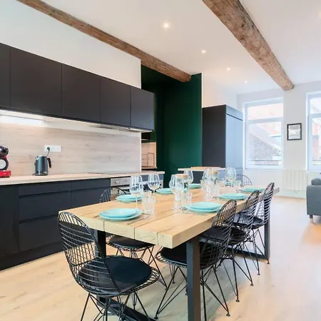 Pensión Spacious House 11 Bedrooms 8 Bathrooms 22 People.