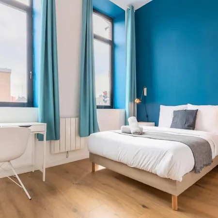 Guest house Spacious House 11 Bedrooms 8 Bathrooms 22 People. *